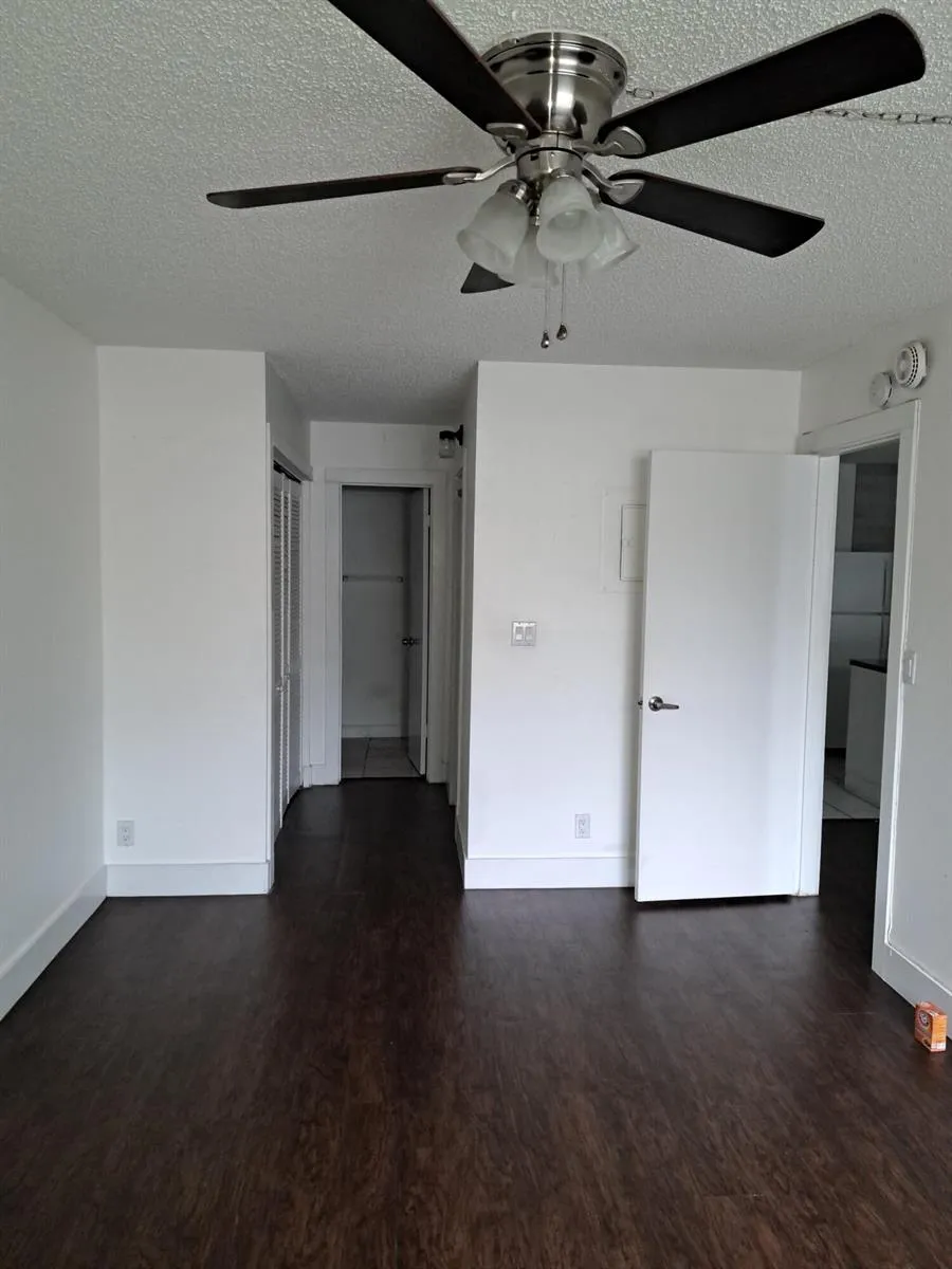 2701 RIVERSIDE DRIVE #105-B Coral Springs, FL 33065