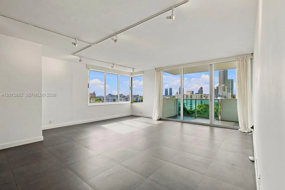 1200 West Ave #815 Miami Beach, FL 33139