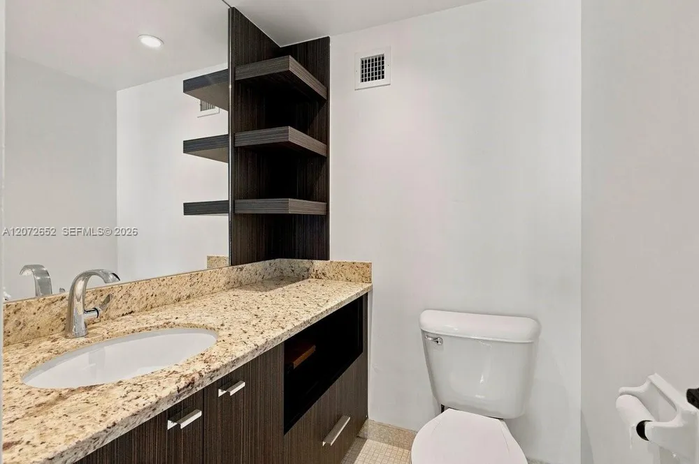 1200 West Ave #815 Miami Beach, FL 33139