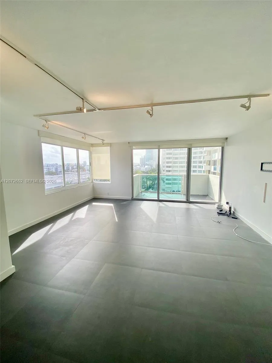 1200 West Ave #815 Miami Beach, FL 33139