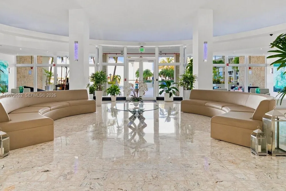 1200 West Ave #815 Miami Beach, FL 33139