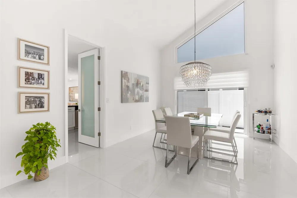23246 L'Ermitage Circle Boca Raton, FL 33433