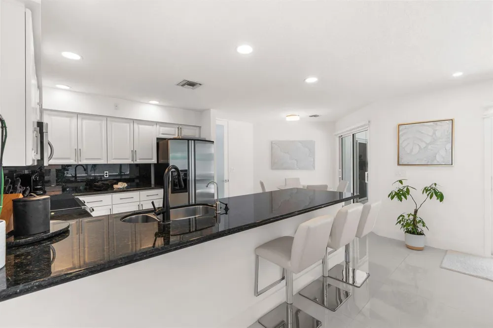 23246 L'Ermitage Circle Boca Raton, FL 33433
