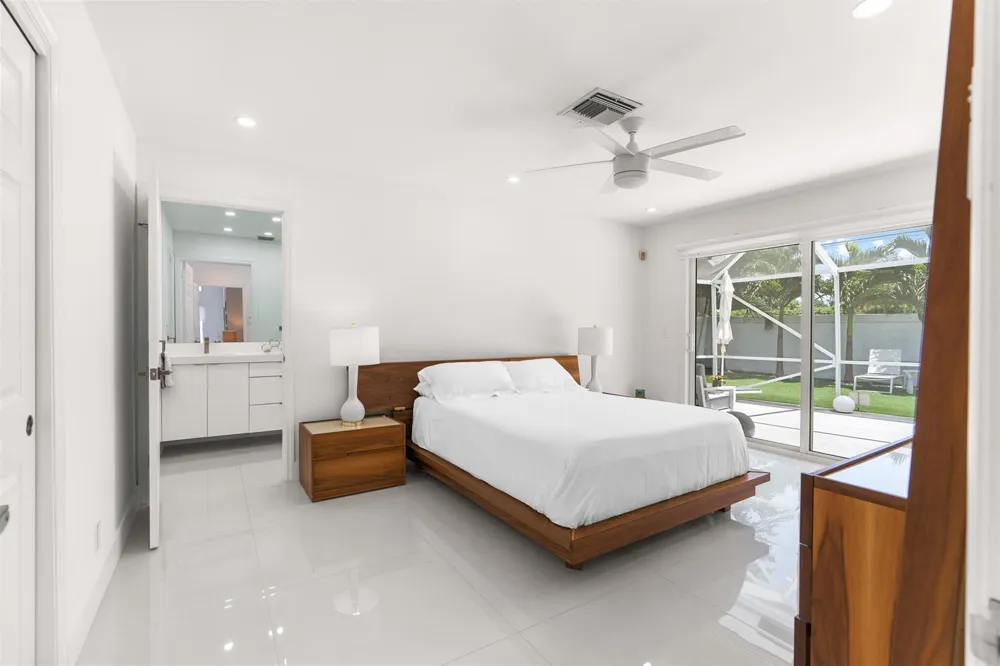 23246 L'Ermitage Circle Boca Raton, FL 33433