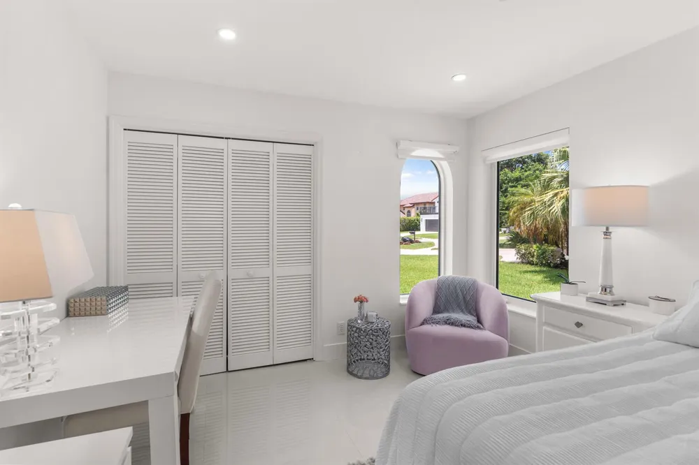 23246 L'Ermitage Circle Boca Raton, FL 33433