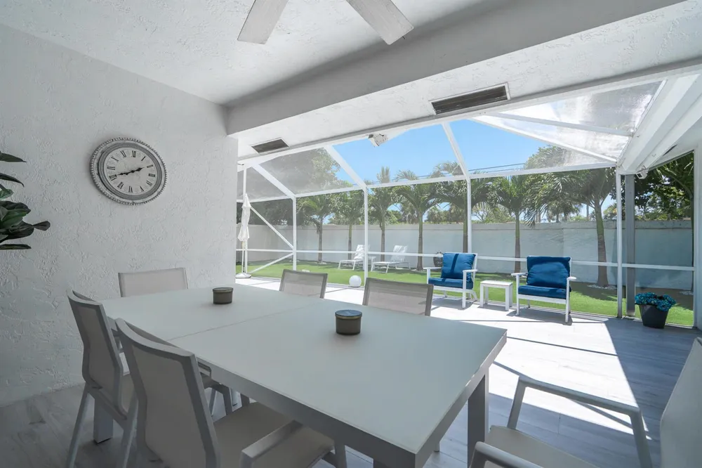 23246 L'Ermitage Circle Boca Raton, FL 33433