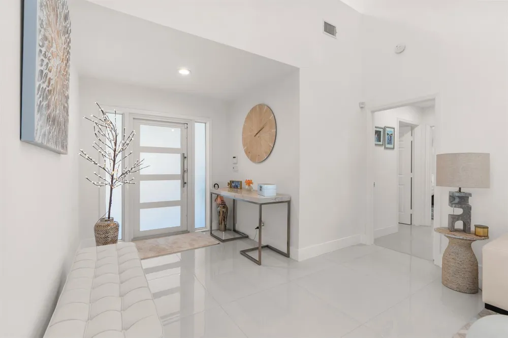 23246 L'Ermitage Circle Boca Raton, FL 33433