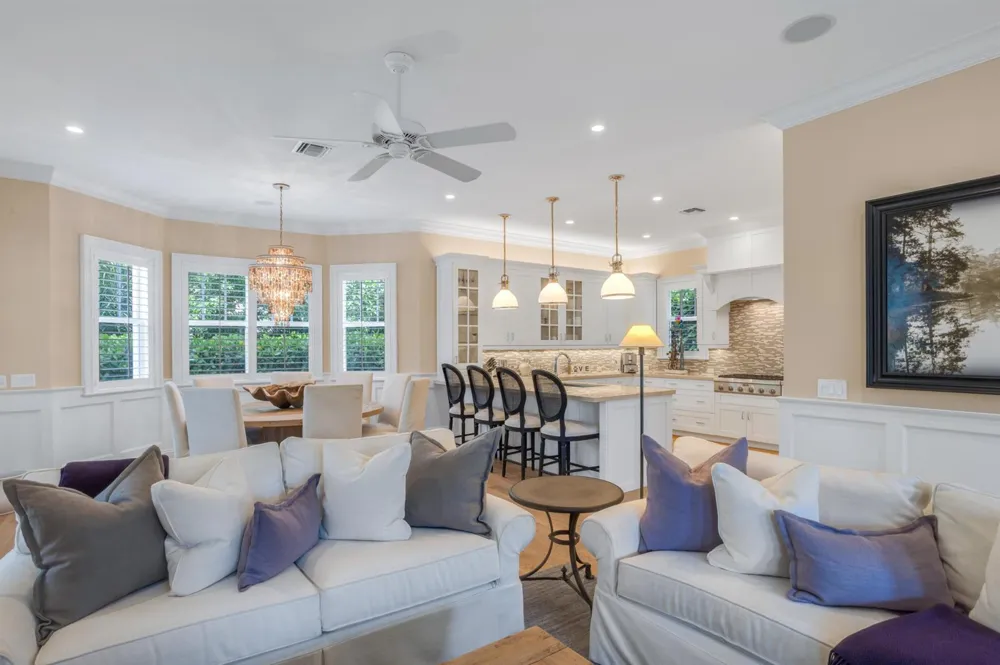 110 SEA LANE Delray Beach, FL 33483