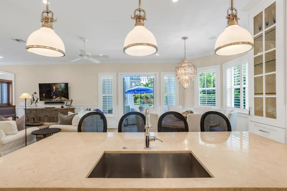 110 SEA LANE Delray Beach, FL 33483