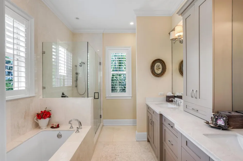 110 SEA LANE Delray Beach, FL 33483