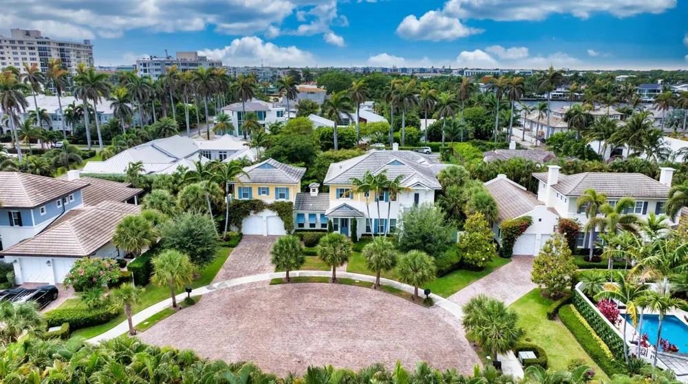 110 SEA LANE Delray Beach, FL 33483