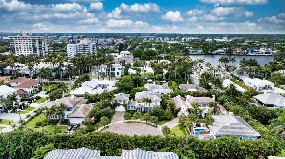 110 SEA LANE Delray Beach, FL 33483