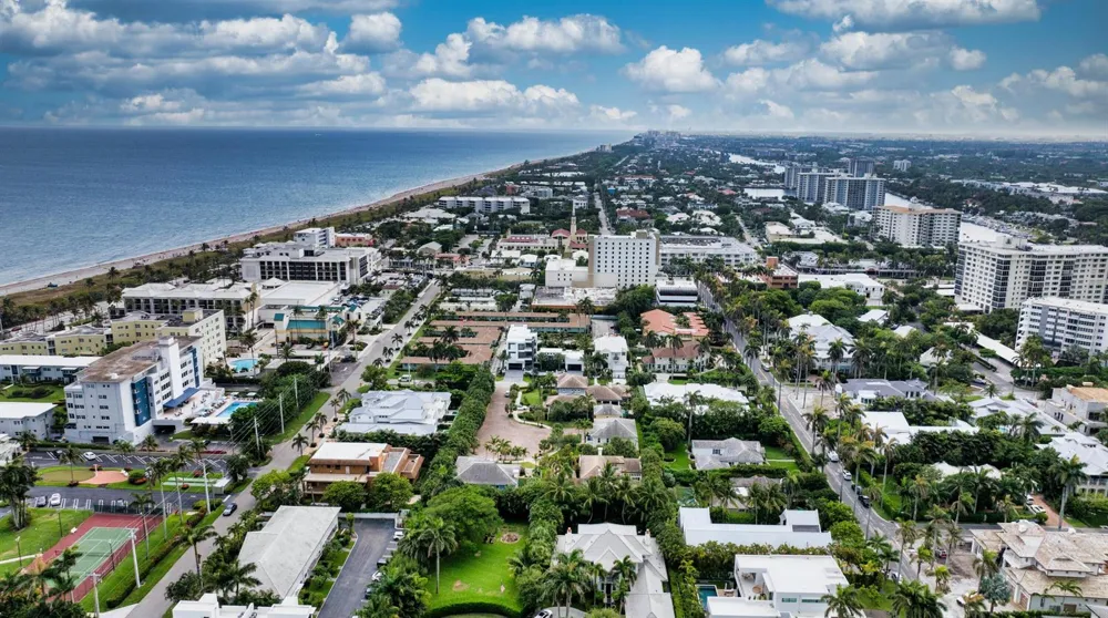 110 SEA LANE Delray Beach, FL 33483