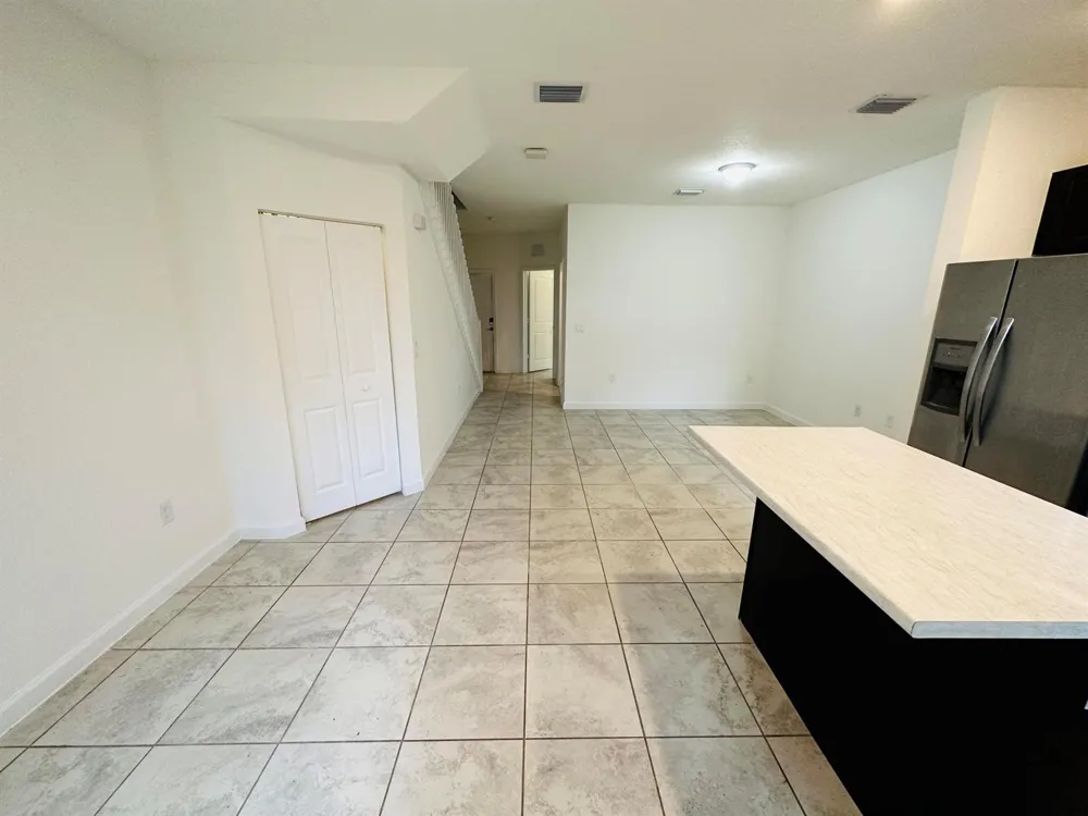 346 NE 208TH TERRACE Miami, FL 33179