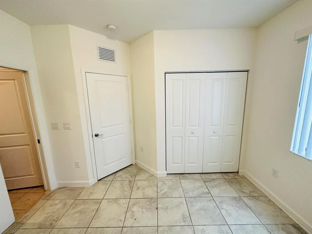 346 NE 208TH TERRACE Miami, FL 33179