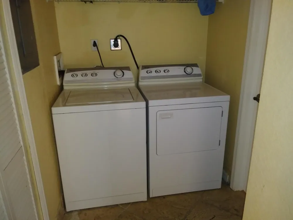 3036 6th Avenue SE Naples, FL 34117