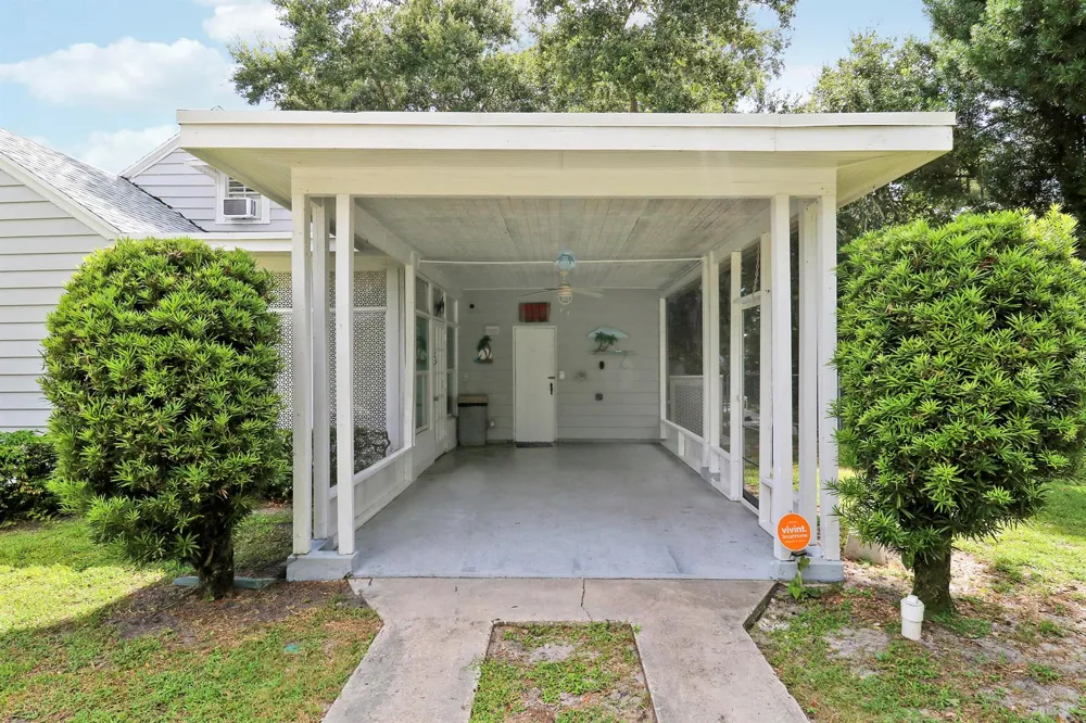 703 Florida Avenue Fort Pierce, FL 34950