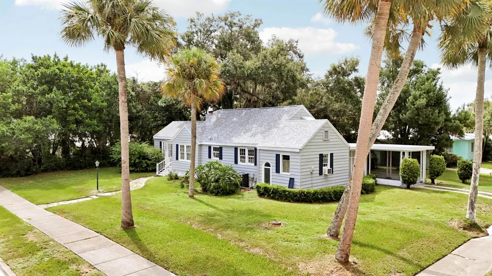 703 Florida Avenue Fort Pierce, FL 34950