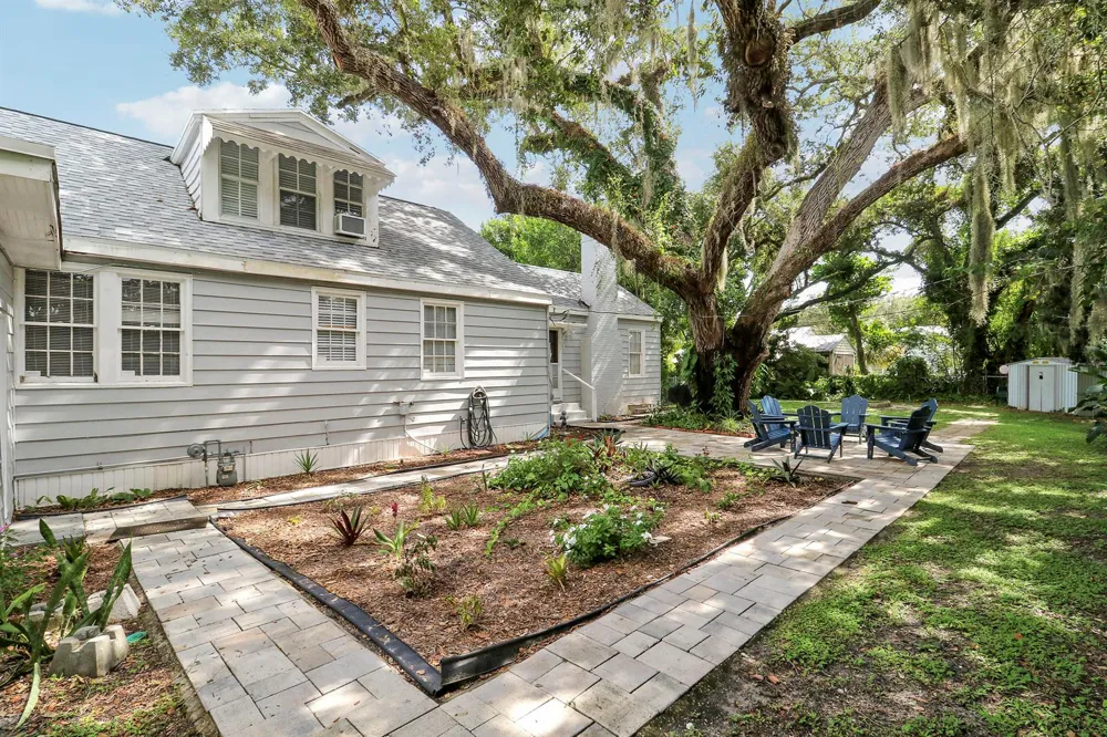 703 Florida Avenue Fort Pierce, FL 34950