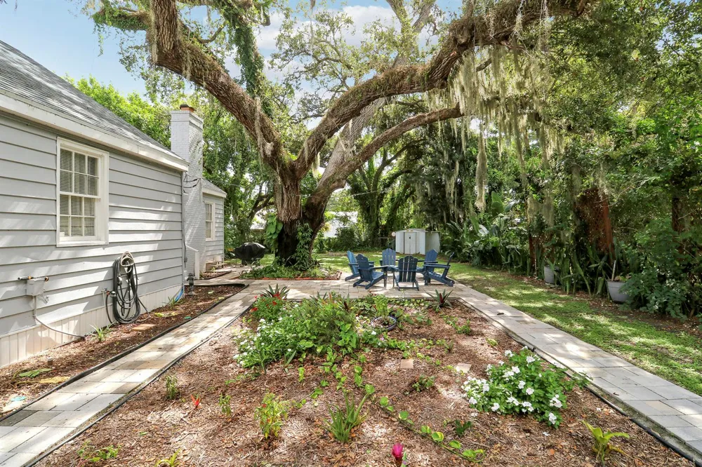 703 Florida Avenue Fort Pierce, FL 34950