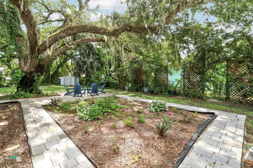 703 Florida Avenue Fort Pierce, FL 34950