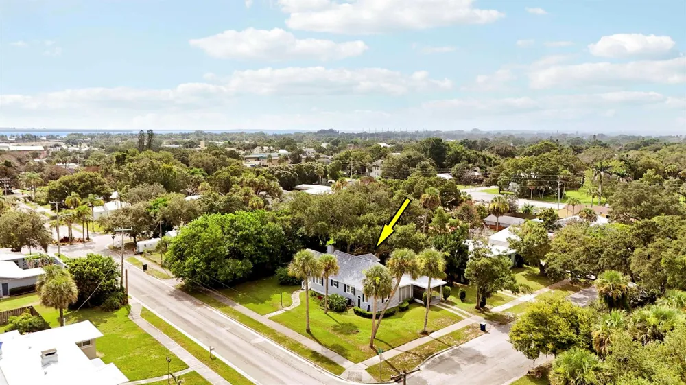 703 Florida Avenue Fort Pierce, FL 34950