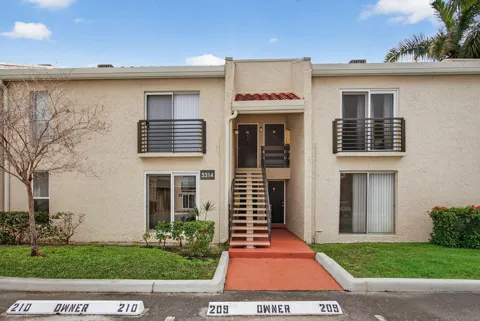 5314 NE 6TH AVENUE #F20