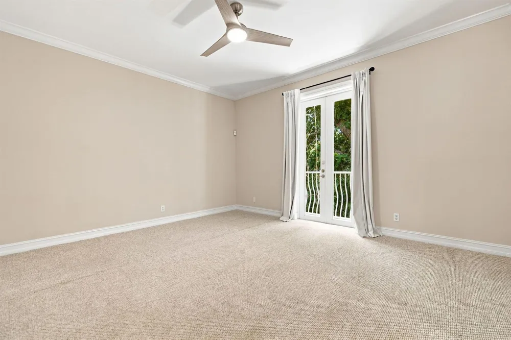 3434 NE 13TH AVENUE Oakland Park, FL 33334