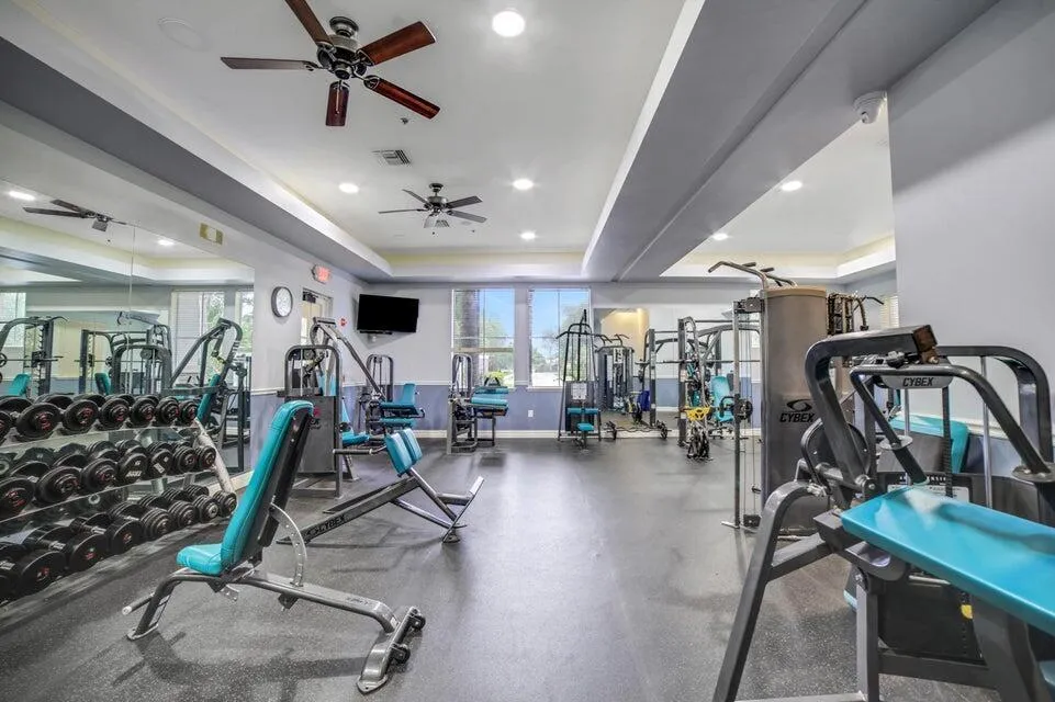 542 TOMAHAWK COURT Palm Beach Gardens, FL 33410