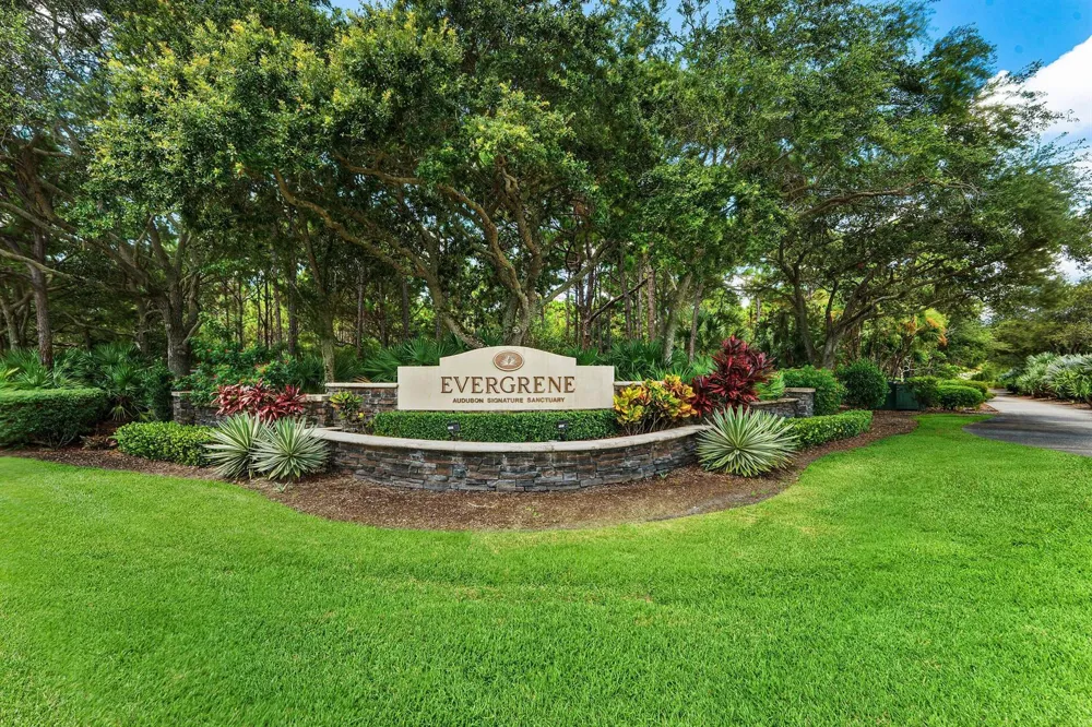 542 TOMAHAWK COURT Palm Beach Gardens, FL 33410