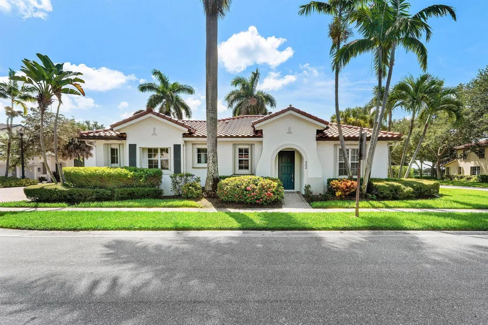 542 TOMAHAWK COURT Palm Beach Gardens, FL 33410