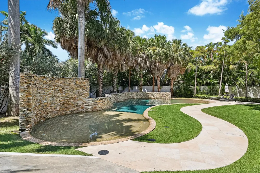180 Ocean Blvd Golden Beach, FL 33160