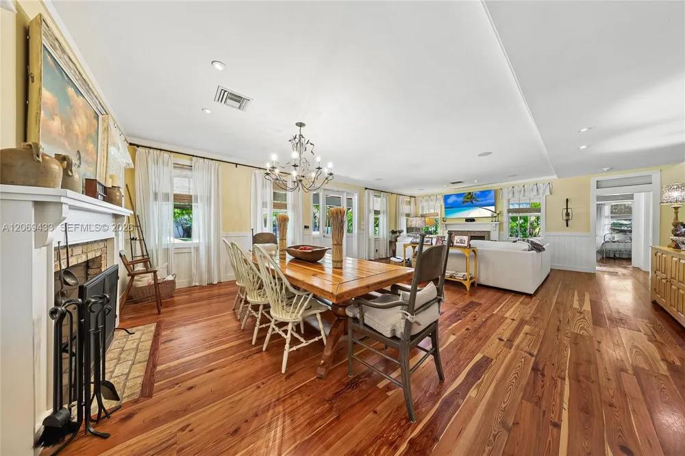 180 Ocean Blvd Golden Beach, FL 33160