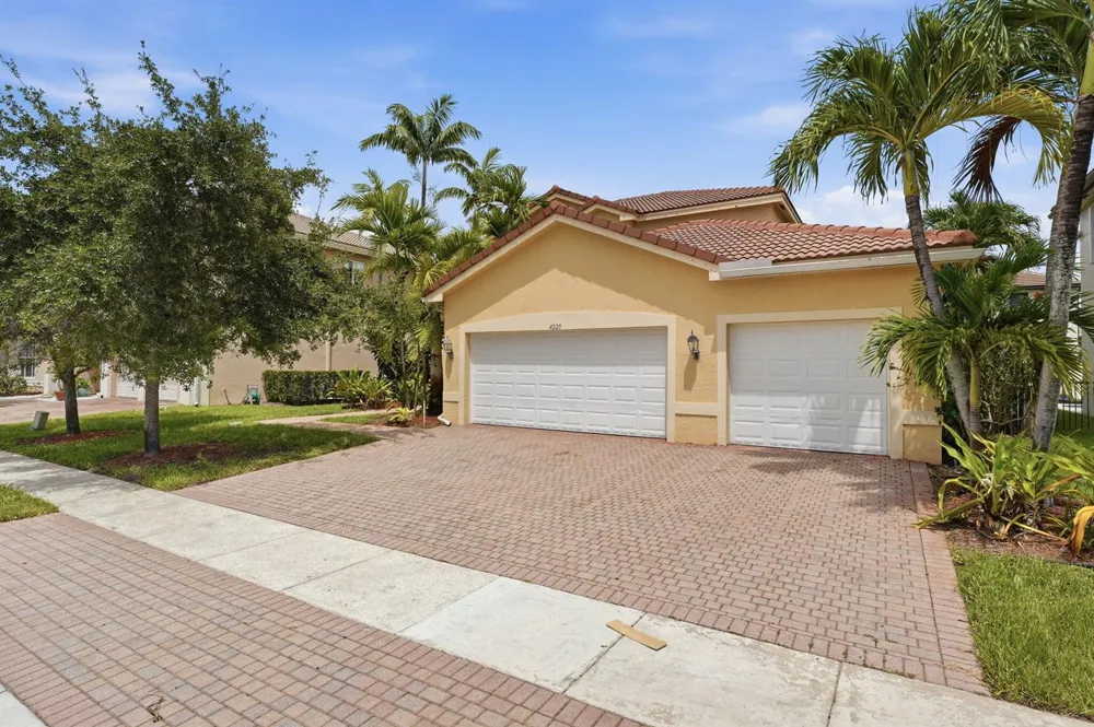 4225 SW 179TH WAY Miramar, FL 33029