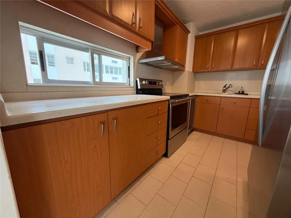 6400 ISLA VERDE AVENUE #6 J Carolina, PR 00979