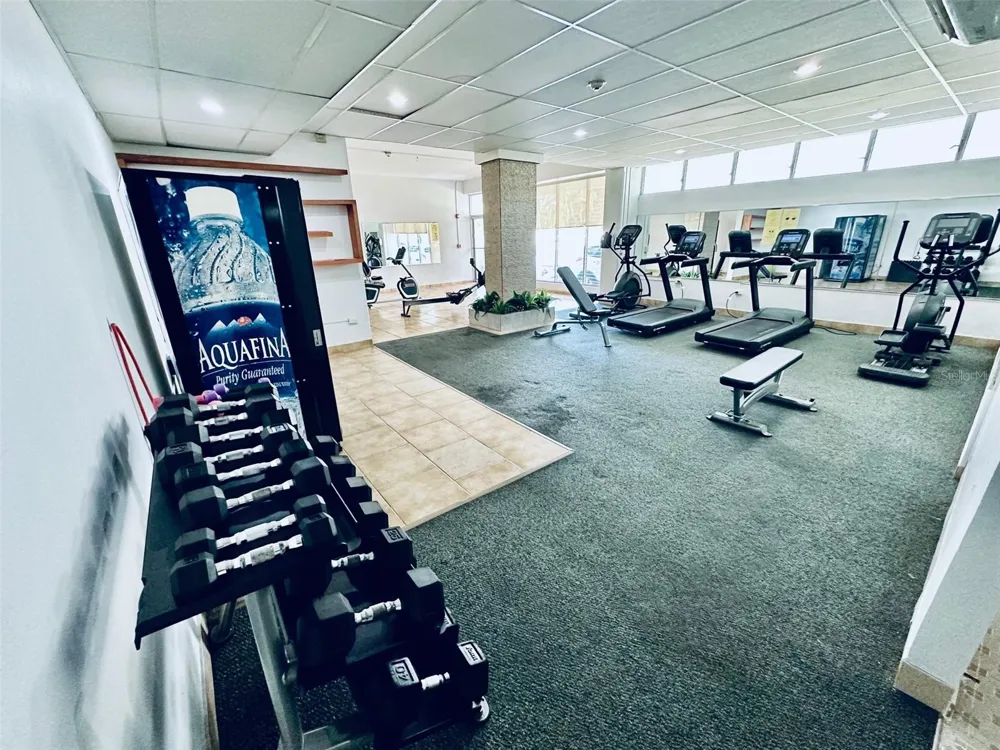6400 ISLA VERDE AVENUE #6 J Carolina, PR 00979
