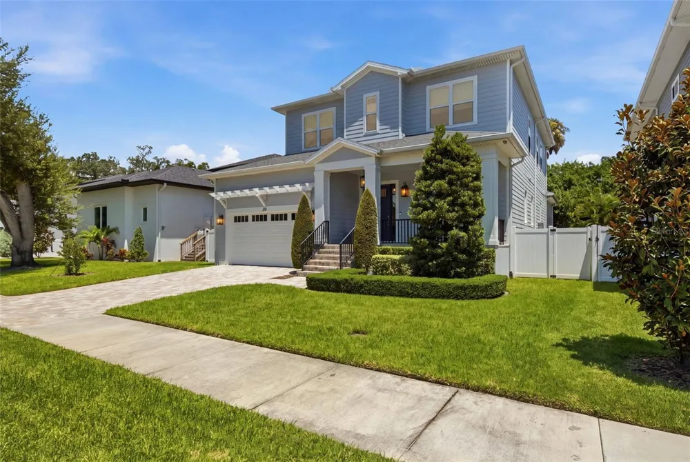 210 S SHORE CREST DRIVE Tampa, FL 33609