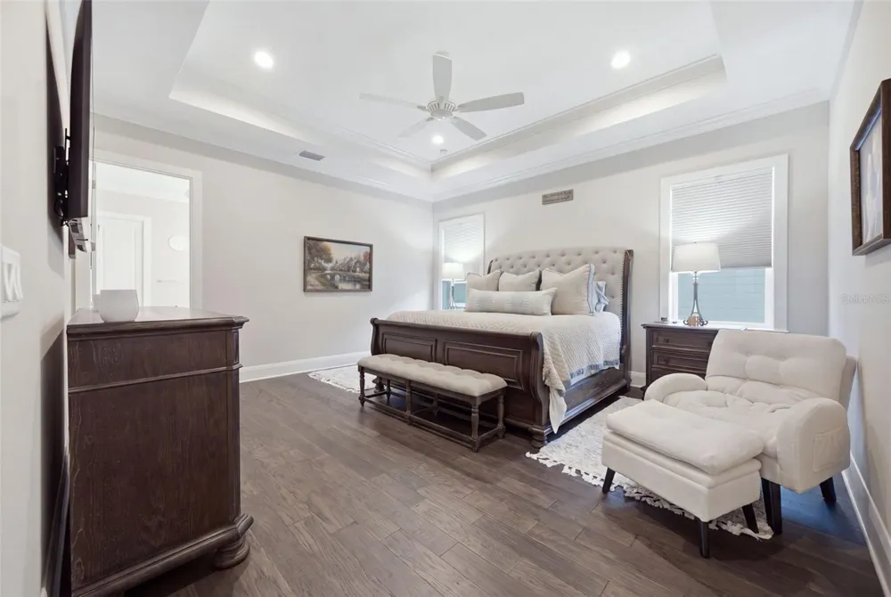210 S SHORE CREST DRIVE Tampa, FL 33609