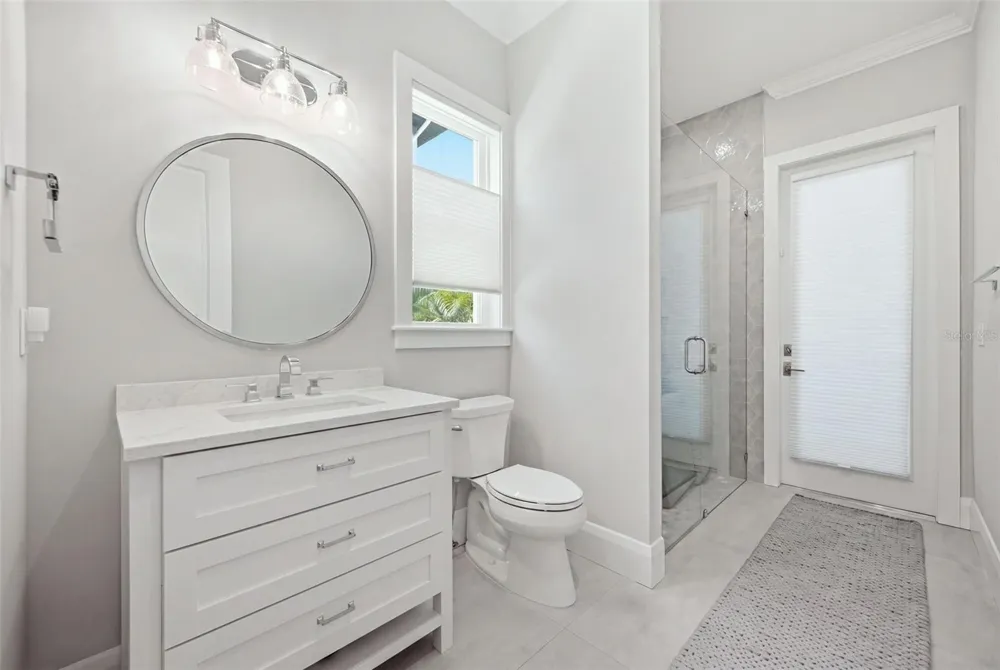 210 S SHORE CREST DRIVE Tampa, FL 33609