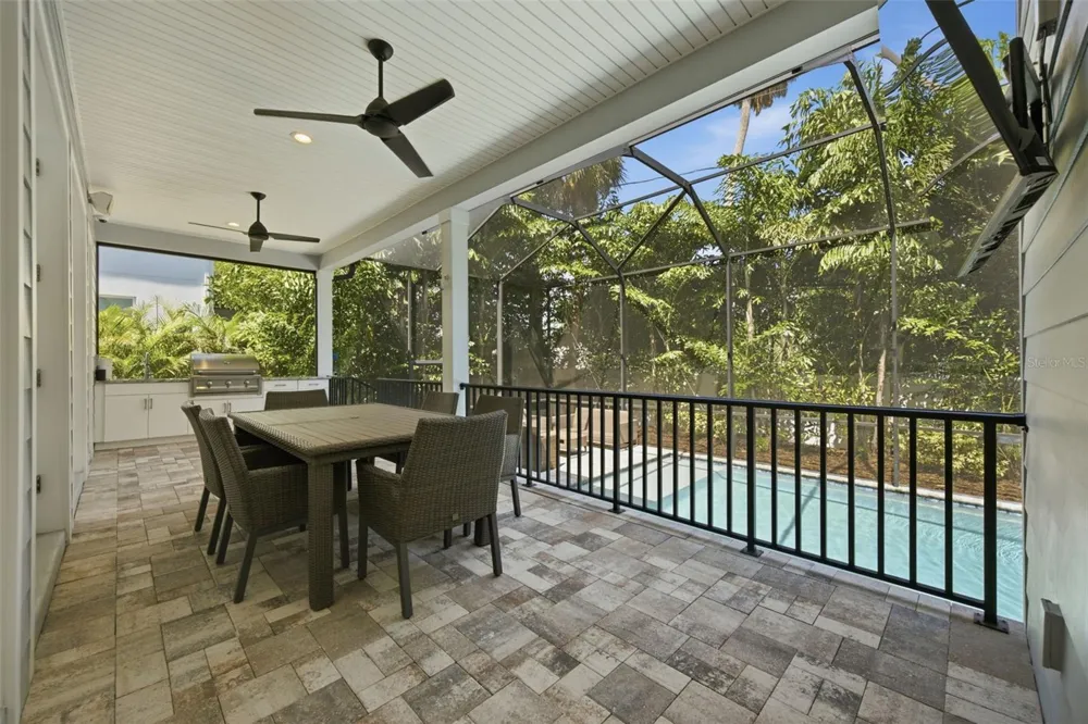 210 S SHORE CREST DRIVE Tampa, FL 33609