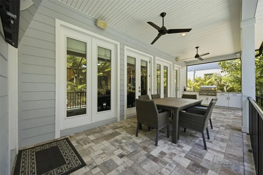 210 S SHORE CREST DRIVE Tampa, FL 33609