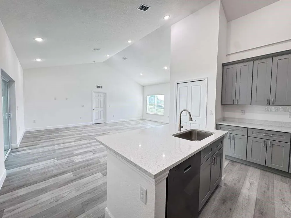 13376 SW 49TH AVE ocala, FL 34473