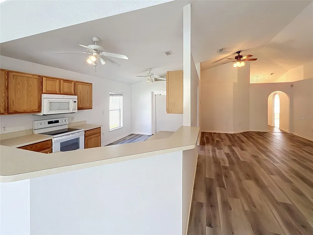 5641 ROYAL HILLS DRIVE Winter Haven, FL 33881
