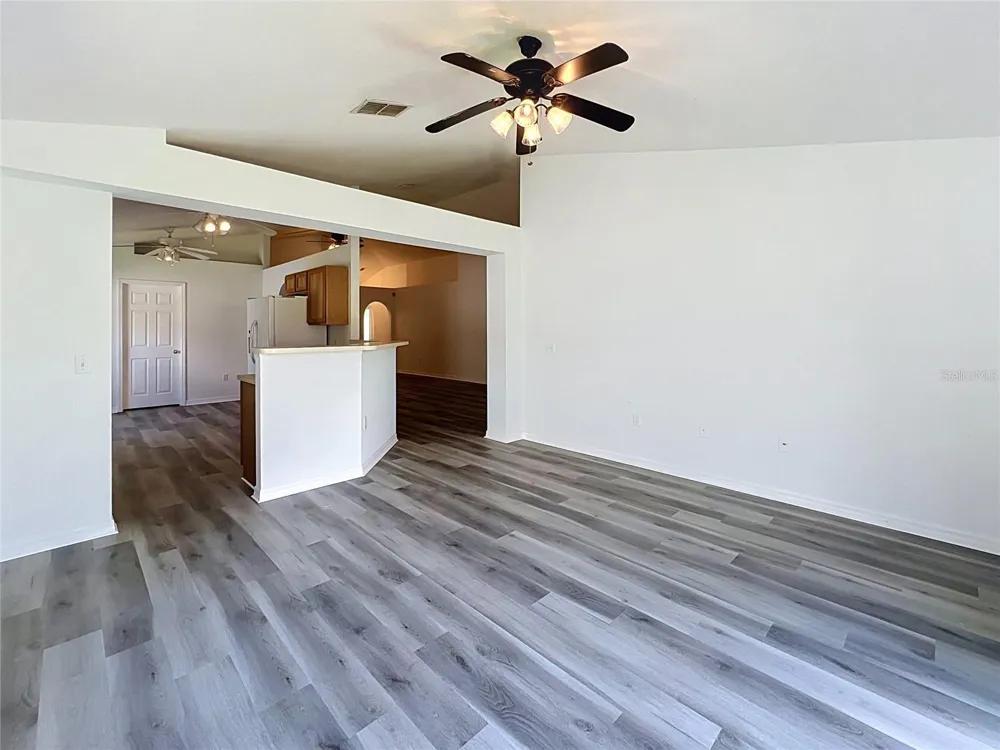 5641 ROYAL HILLS DRIVE Winter Haven, FL 33881