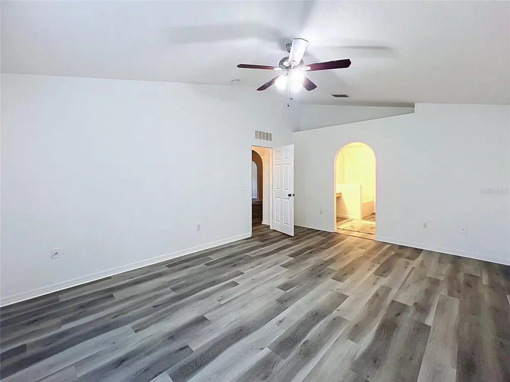 5641 ROYAL HILLS DRIVE Winter Haven, FL 33881