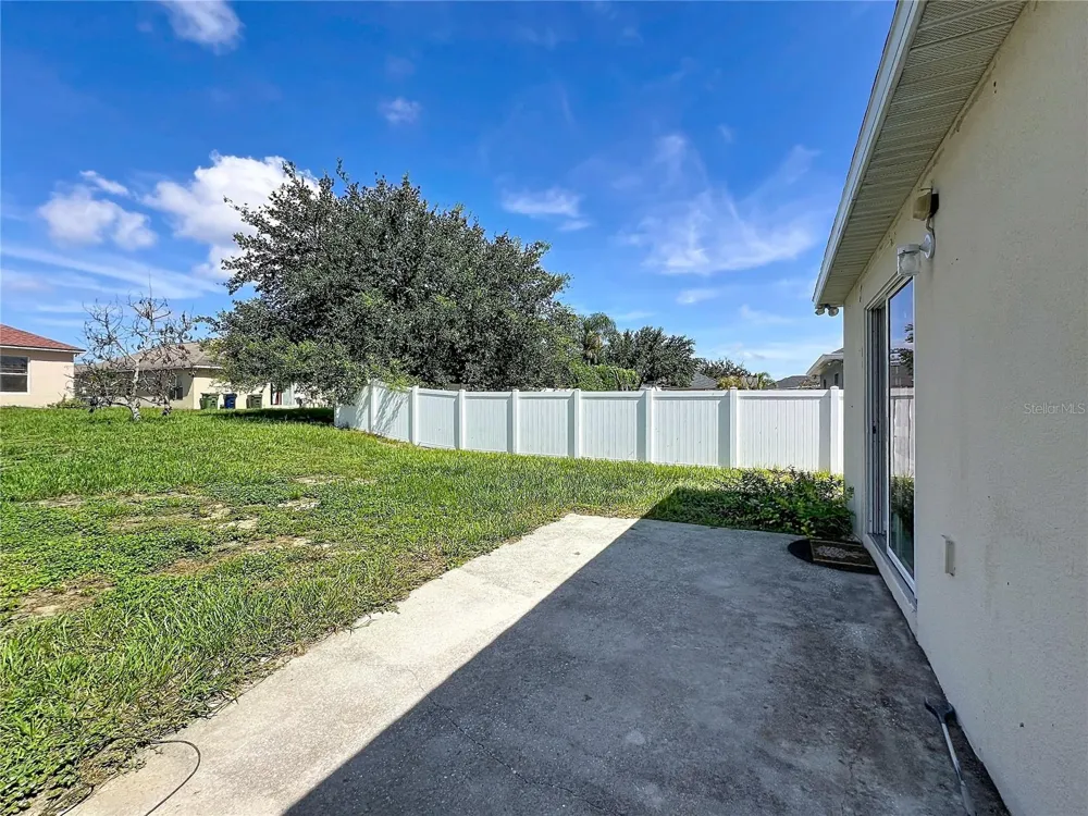 5641 ROYAL HILLS DRIVE Winter Haven, FL 33881