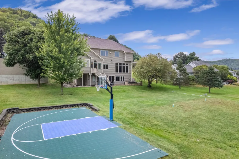 801 Spring Brook Drive Winona, MN 55987
