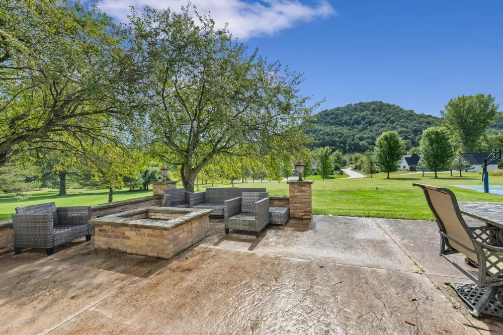 801 Spring Brook Drive Winona, MN 55987