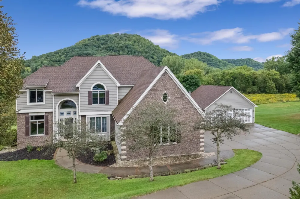 801 Spring Brook Drive Winona, MN 55987