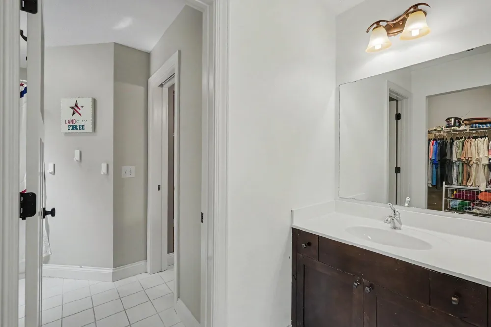 11665 Azure Court Inver Grove Heights, MN 55077